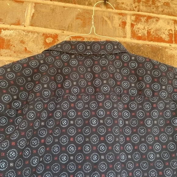 Axist Navy Blue Geometric Medallion Button Down Shirt - Picture 6 of 9